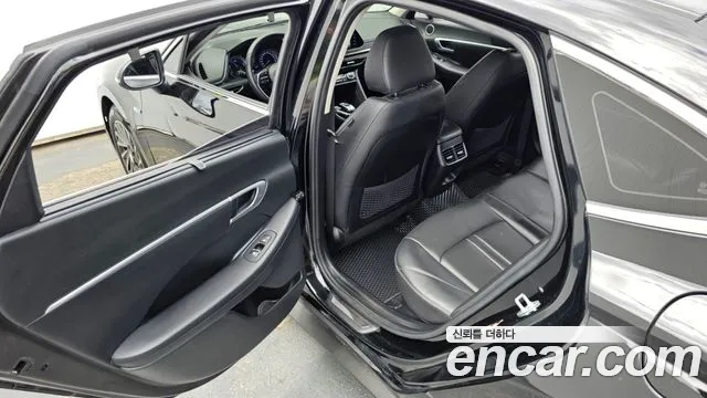 Hyundai (DN8) 2019 thumb 3