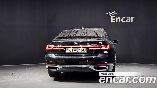 BMW 7 серии 2020 thumb 12