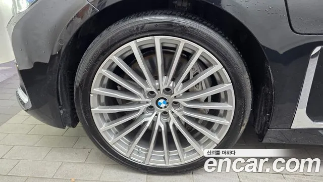 BMW 7 серии 2020 thumb 8