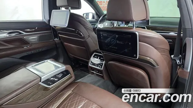 BMW 7 серии 2020 thumb 6