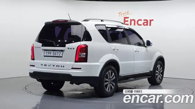 KGM Rexton 2014 thumb 9