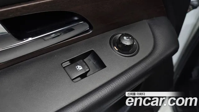 KGM Rexton 2014 thumb 3
