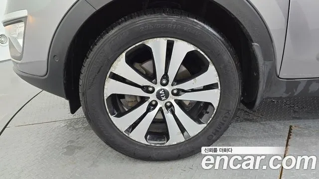 Kia R 2012 thumb 3