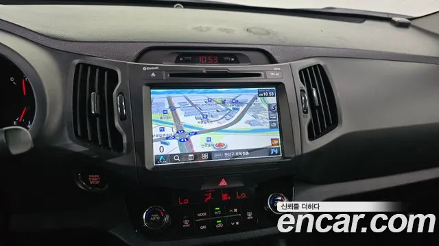 Kia R 2012 thumb 10