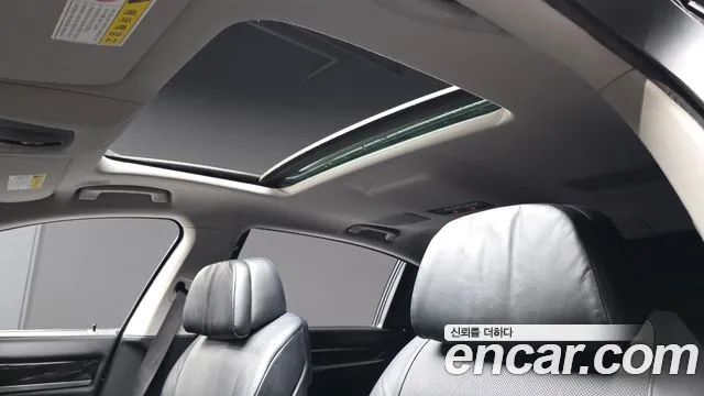 BMW 7 серии 2010 thumb 3
