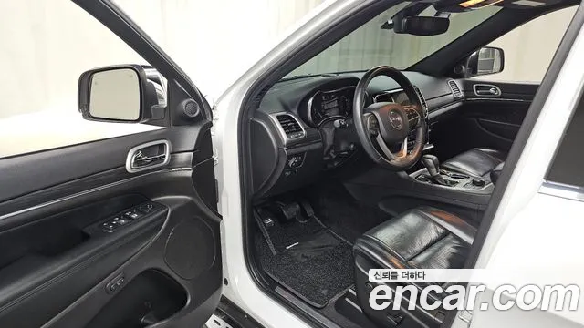 Jeep Grand Cherokee 2019 thumb 12