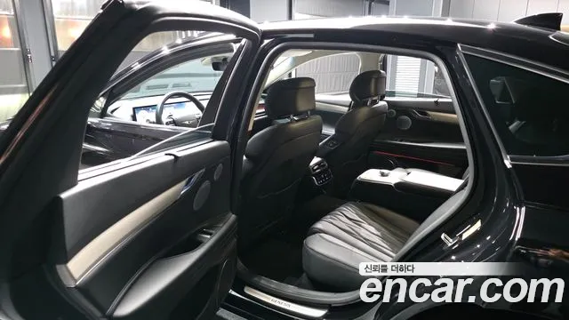 Genesis G80 2024 thumb 11