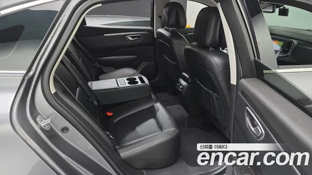 Renault SM6 2018 thumb 7