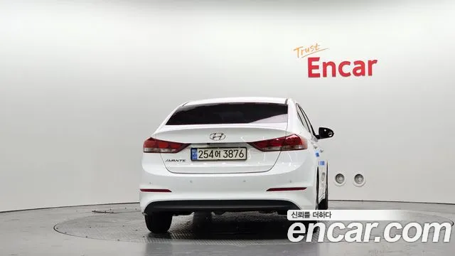 Hyundai Avante 2018 thumb 5