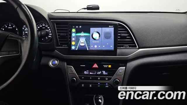 Hyundai Avante 2018 thumb 3