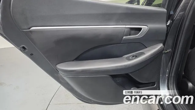 Hyundai Sonata 2022 thumb 2