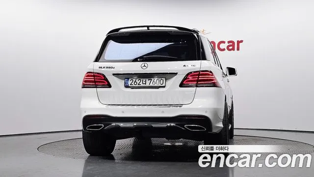 Mercedes-Benz GLE-Класс 2016 thumb 3