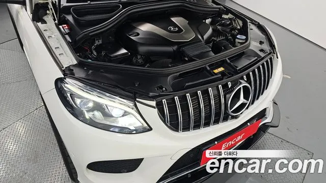 Mercedes-Benz GLE-Класс 2016 thumb 7