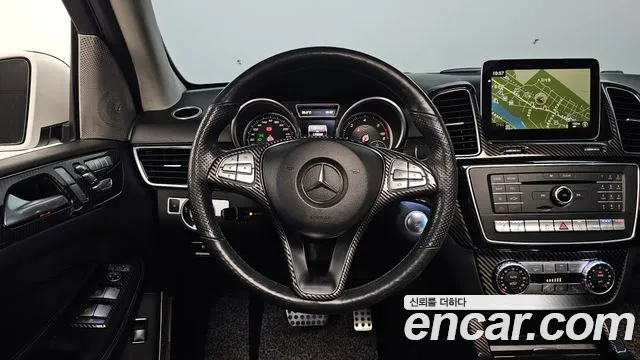 Mercedes-Benz GLE-Класс 2016 thumb 6