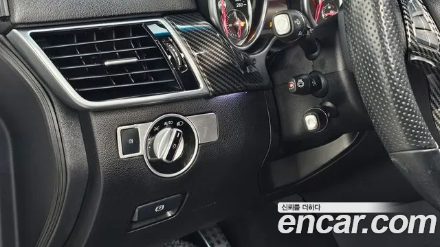 Mercedes-Benz GLE-Класс 2016 thumb 12
