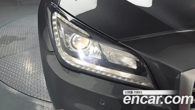 Genesis G80 2019 thumb 4