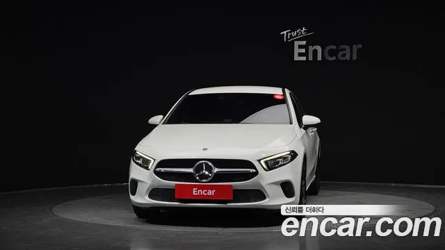 Mercedes-Benz A-Class 2021 thumb 10