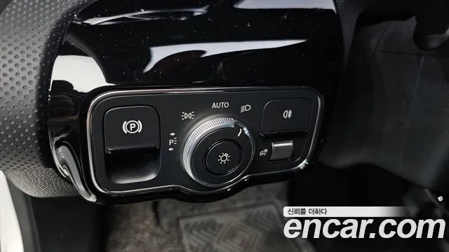 Mercedes-Benz A-Class 2021 thumb 9