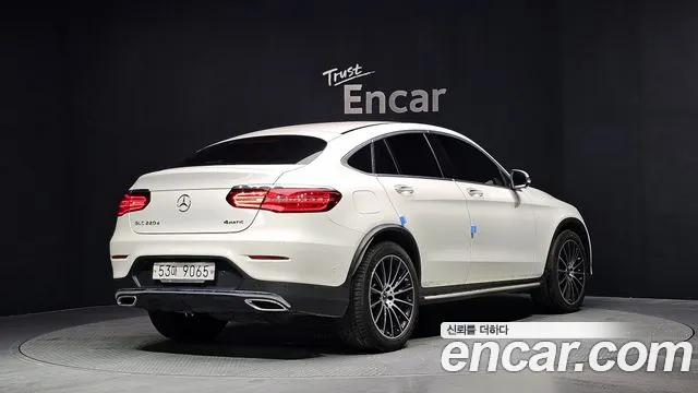 Mercedes-Benz GLC 2017 thumb 2