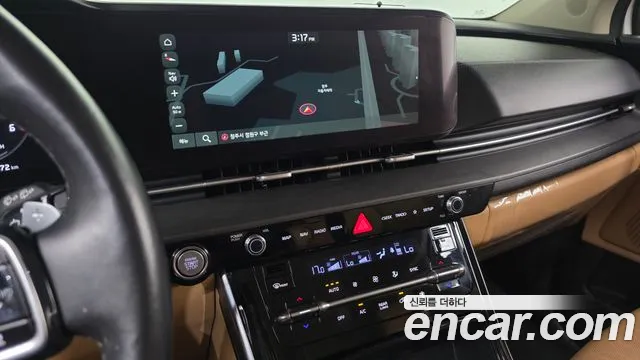 Kia Carnival 2021 thumb 7