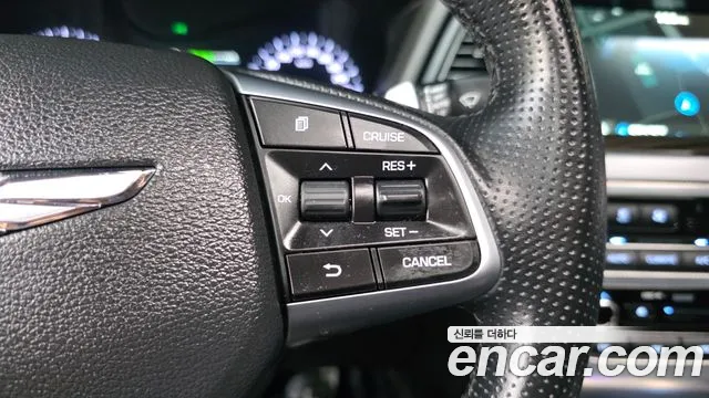Genesis G80 2018 thumb 12