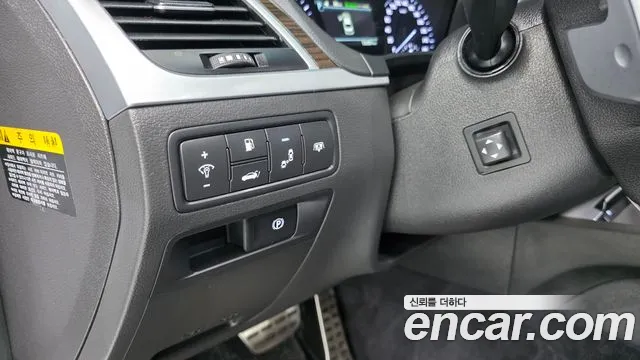Genesis G80 2018 thumb 5