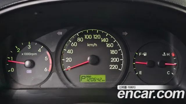 Hyundai Staria 2013 thumb 8
