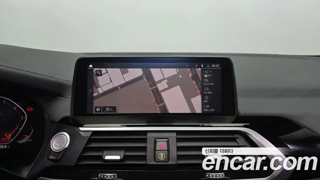 BMW X4 2020 thumb 3