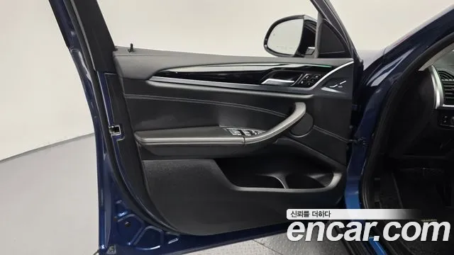 BMW X4 2020 thumb 4