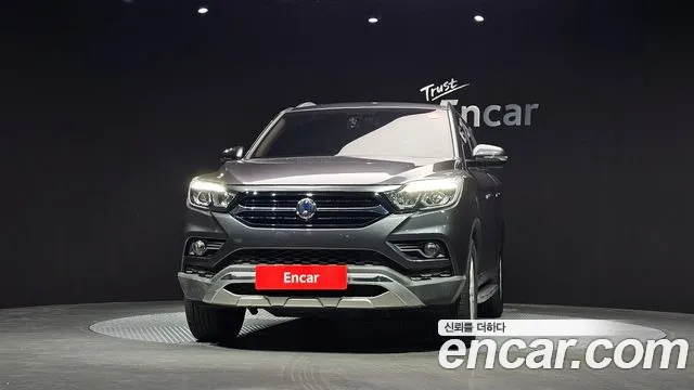 KGM Rexton 2018 thumb 2