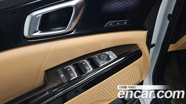 Kia Carnival 2022 thumb 6