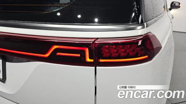 Kia Carnival 2022 thumb 12
