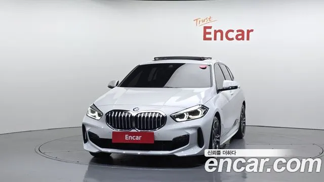 BMW 1 серии 2023 thumb 11