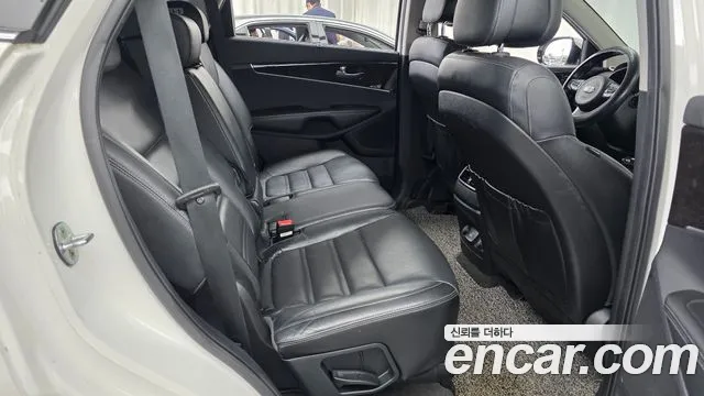 Kia Sorento 2015 thumb 11