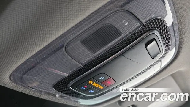 Hyundai Elantra 2023 thumb 2