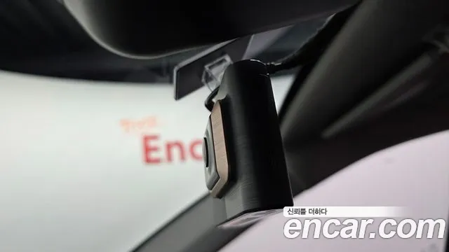 Hyundai Elantra 2023 thumb 5