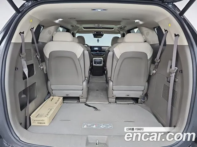 Kia Carnival 2025 thumb 6
