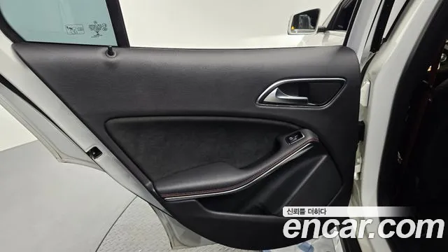 Mercedes-Benz A-Класс 2018 thumb 12
