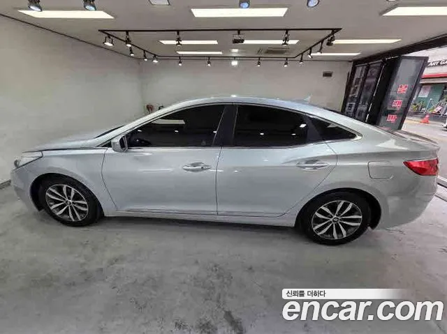 Hyundai Grandeur 2012 thumb 5
