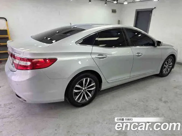 Hyundai Grandeur 2012 thumb 6