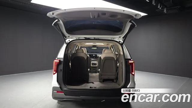 Kia Carnival 2025 thumb 7
