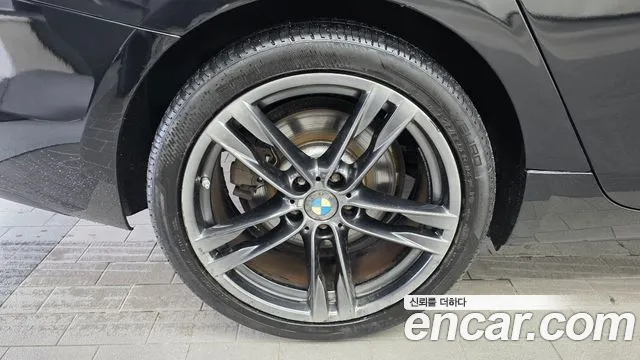 BMW 5 серии Gran Turismo 2015 thumb 7