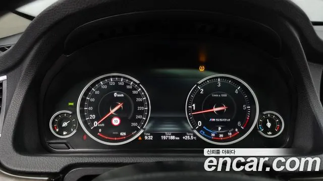 BMW 5 серии Gran Turismo 2015 thumb 4