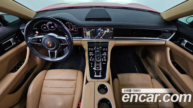 Porsche Panamera 2019 thumb 10