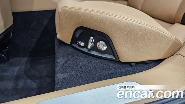 Porsche Panamera 2019 thumb 7