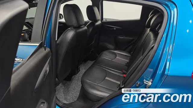 Chevrolet Spark 2018 thumb 9