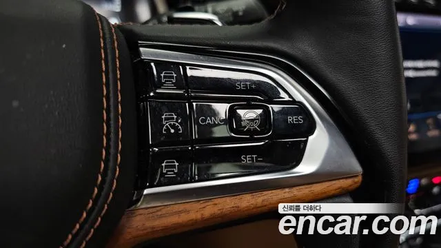 Jeep Grand Cherokee 2023 thumb 11