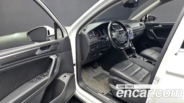 Volkswagen Tiguan 2020 thumb 12