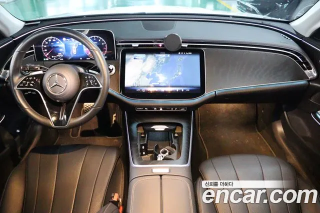 Mercedes-Benz E-Class 2024 thumb 5