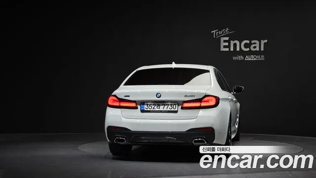 BMW 5 серии 2023 thumb 2